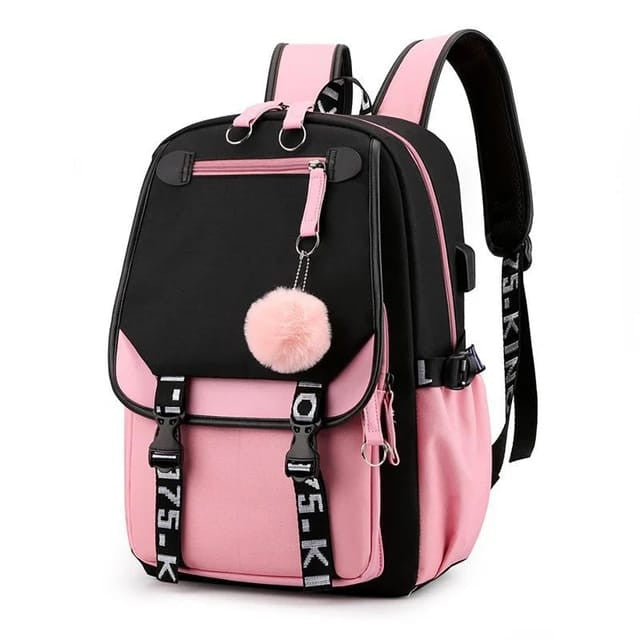 MOCHILA POMPOM CON PUERTO USB Y AUDIO