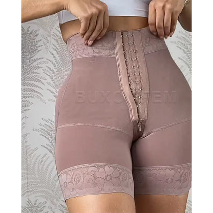 Short Levanta Glúteo Moldeador con Ajuste Frontal